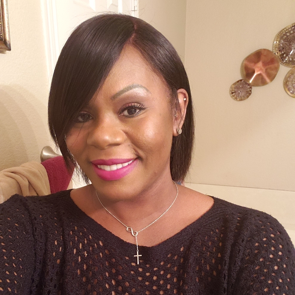 Meet your Posher, Tina